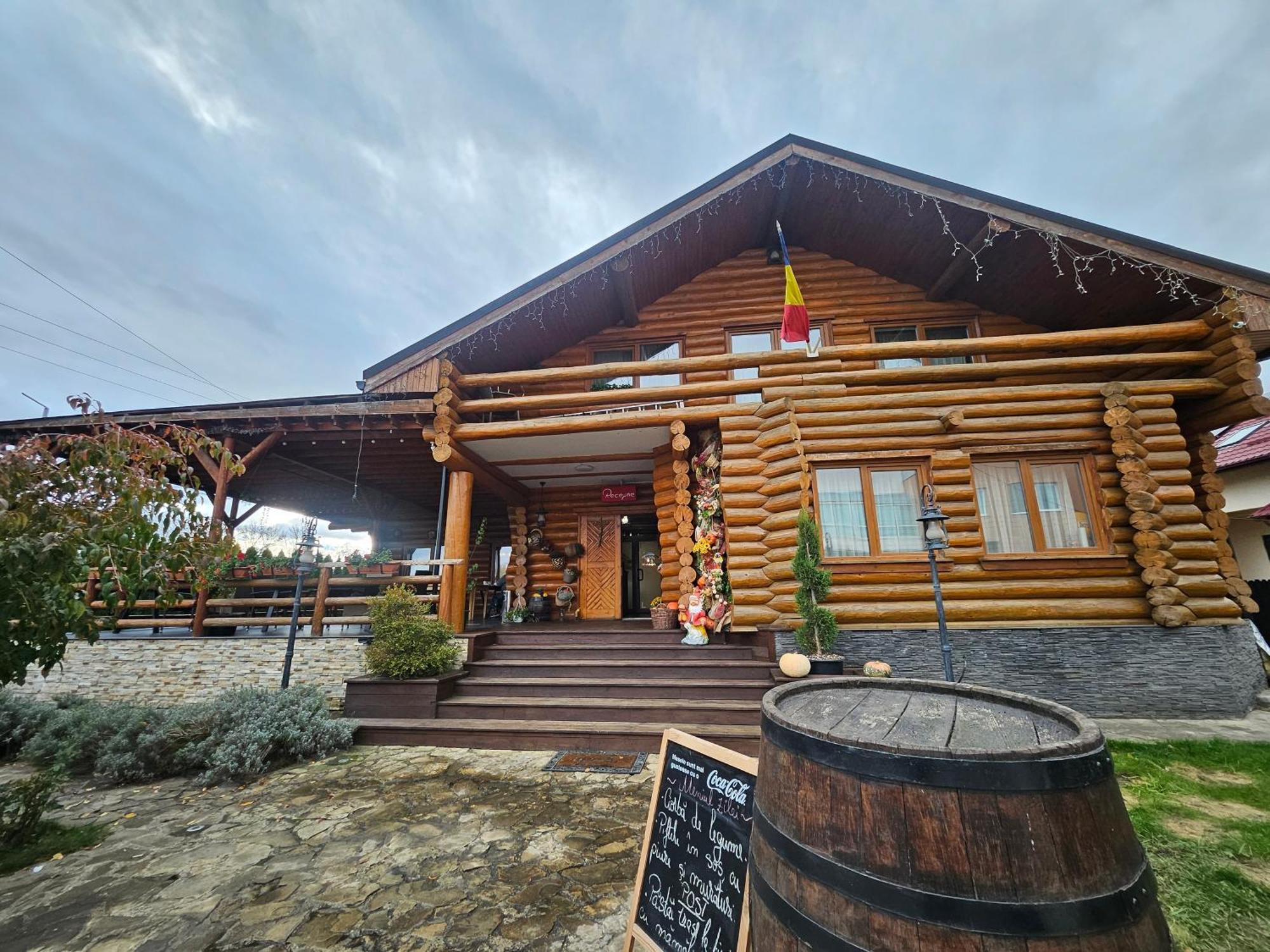 Domeniul Haiducilor Bucovina Suceava Exterior foto