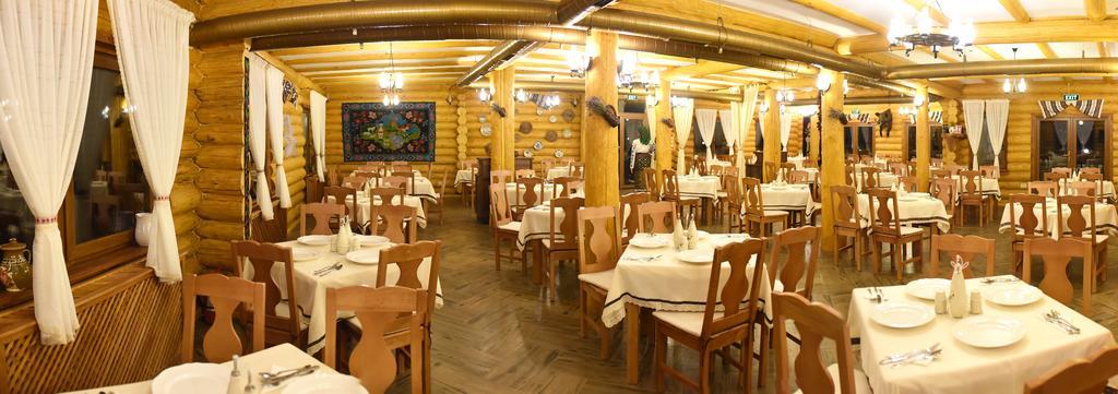 Domeniul Haiducilor Bucovina Suceava Exterior foto